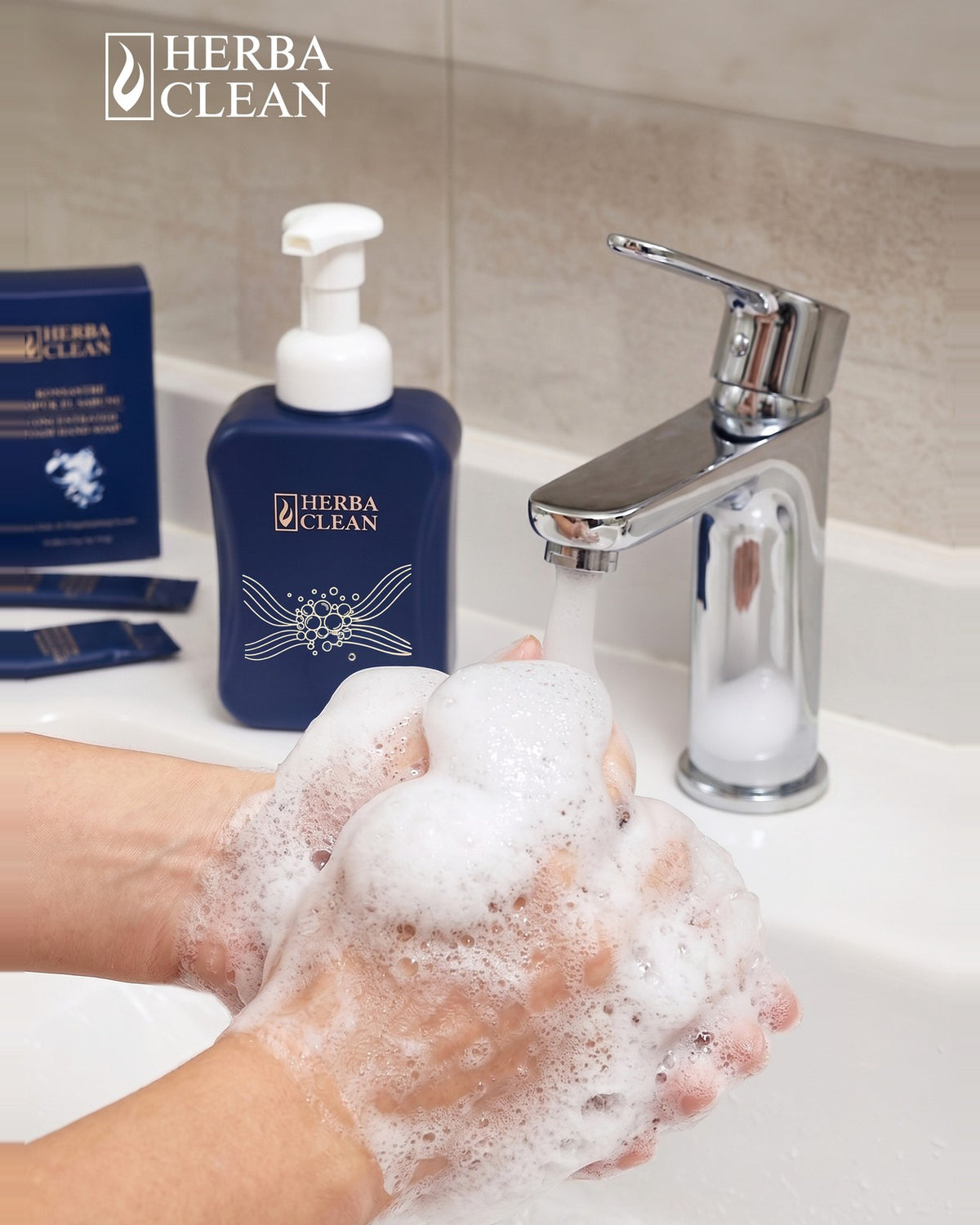 Washing hands with the foam soap